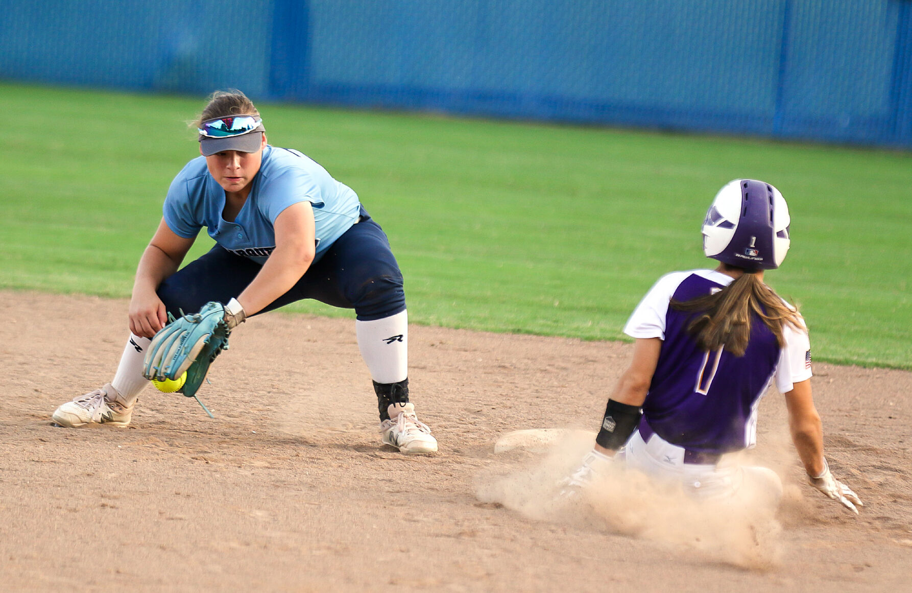 Marquette vs. Eureka softball